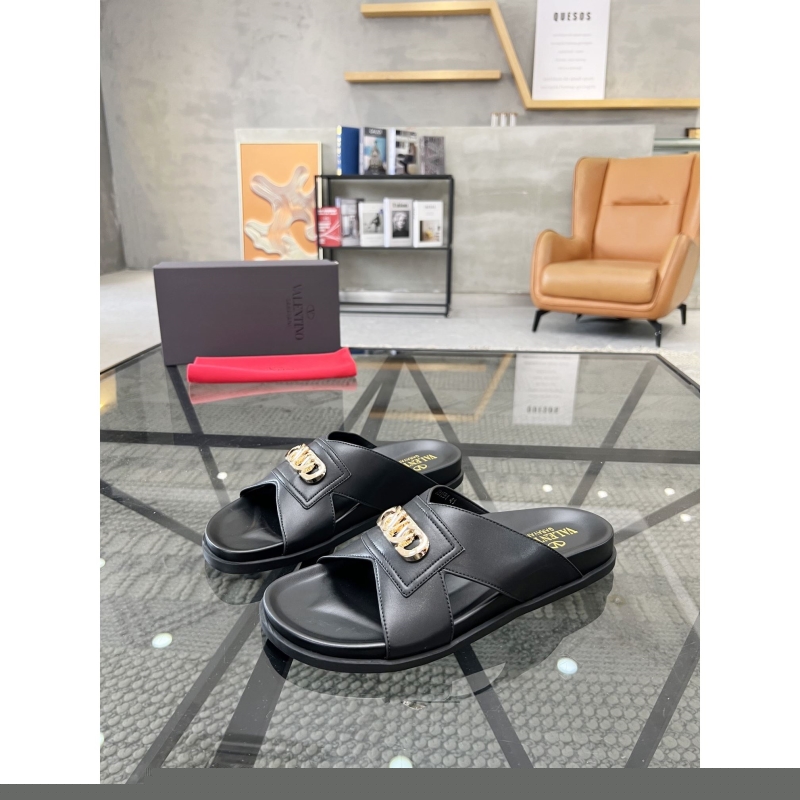 H**mes slippers